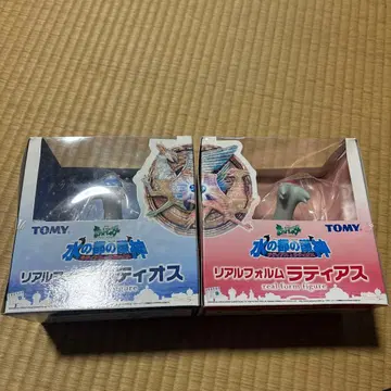 TOMY 리얼 폼 피규어 라티오스 라티아스 2체 세트