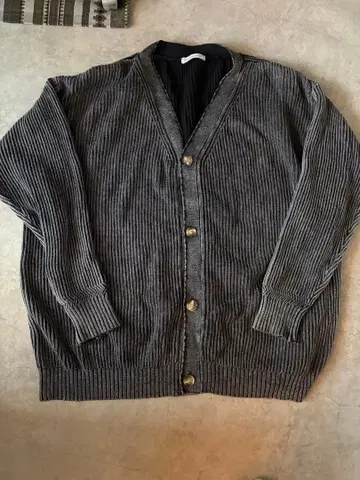 프릭스스토어 페이드 가공 가디건