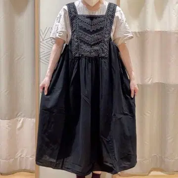 사만사 모스모스 슬리브리스 레이스 원피스 (블랙)