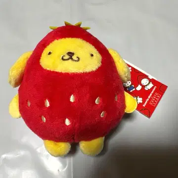 LOWRYS FARM 딸기신문 토이 키링 폼폼푸딩