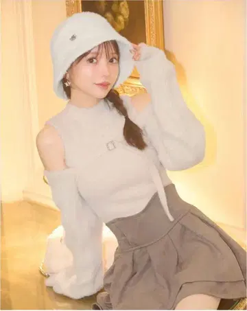 michelIMacaron 미셸 마카롱 샤기 니트 베이지