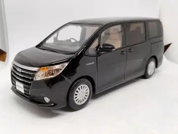 컬러 샘플 노아 1/30 NOAH 하이브리드 미니카 블랙