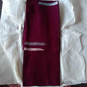 세련된 보라색에 보더 무늬 기모노