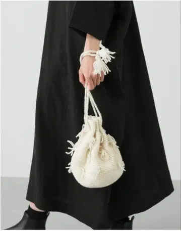 카구레 프린지 니트 백 아이보리
