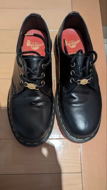 닥터 마틴 이어 오브 스네이크 uk7 26-27cm