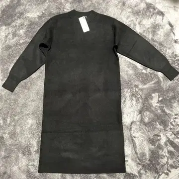 미사용 새상품 UNIQLO 스무스 수플레얀 원피스 택 포함