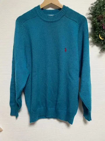 파란색 L 사이즈 스웨터 자수 로고