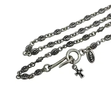 저스틴 데이비스 TINY CROSS CHAIN
