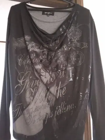 inthe attic homme M 블랙 티셔츠