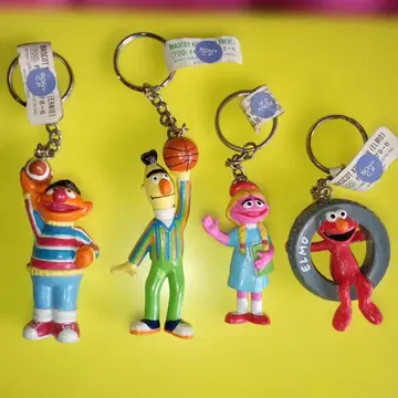 세서미 스트릿 키링 4개 세트