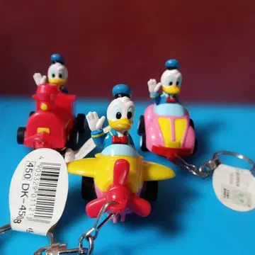 도널드 덕 키링 3개 세트