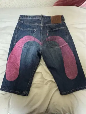 에비수 핑크 데님 숏팬츠 빅카모메