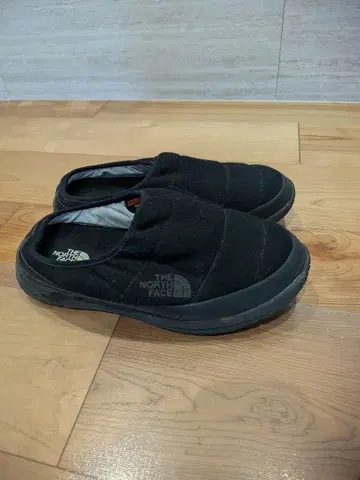 THE NORTH FACE 따뜻한 블랙 슬립온