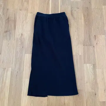 슬로브 이에나 니트 스커트 블랙