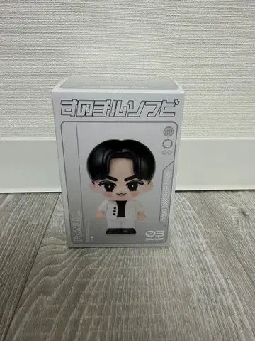 Snow Man RAUL 피규어