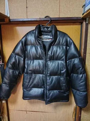 Schott NYC 다운 자켓 블랙 38