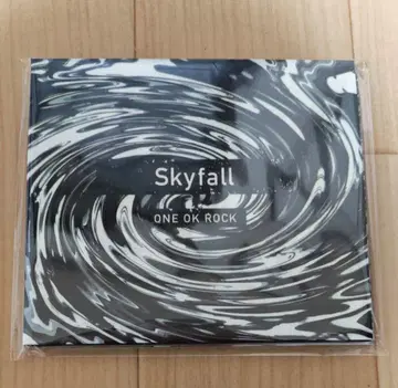 ONE OK ROCK Skyfall 회장 한정판 CD