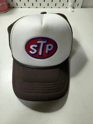 STP 트래커 캡 화이트/브라운