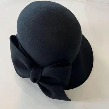 카시라 브뤼레 펠트 햇 리본 포함