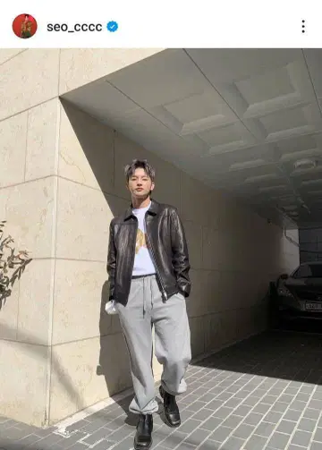 서인국 LUCKYCHARMS 콜라보 긴팔T셔츠 화이트