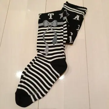 엔젤릭 프리티 알파벳 보더 무늬 니하이 삭스