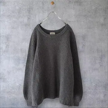 새상품급 이에나 모헤어 카타아제 니트 풀오버