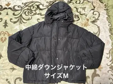 블랙 충전솜 다운 자켓 후드 부착