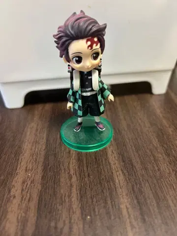 탄지로 피규어 체크 무늬 겉옷