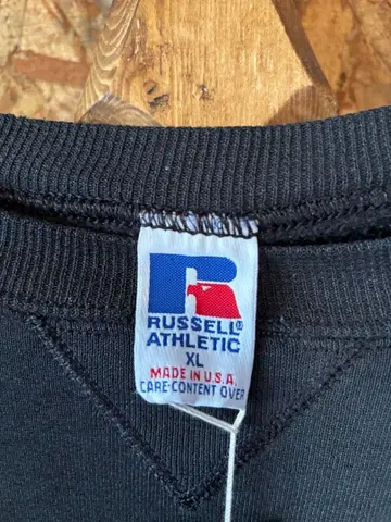 RUSSELL ATHLETIC 블랙 U.S.A제 맨투맨 XL