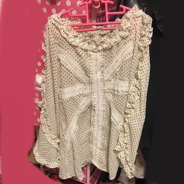 도트 화이트 상의 페어리 그런지