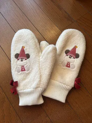 릴린린 미튼 2025