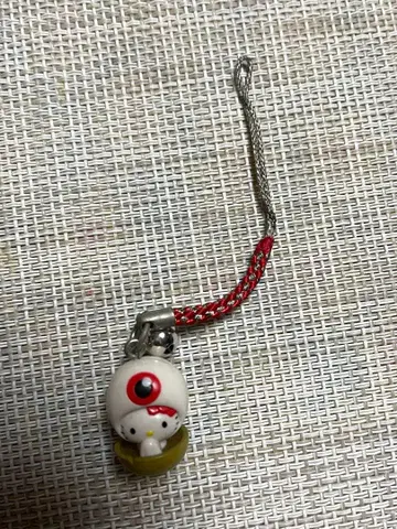 헬로키티 눈알의 아버지 스트랩