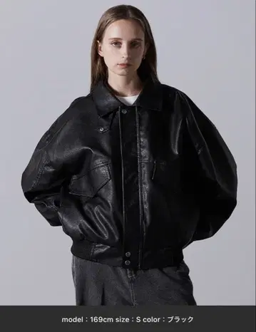 CLEL 블랙 가죽 자켓 S 사이즈