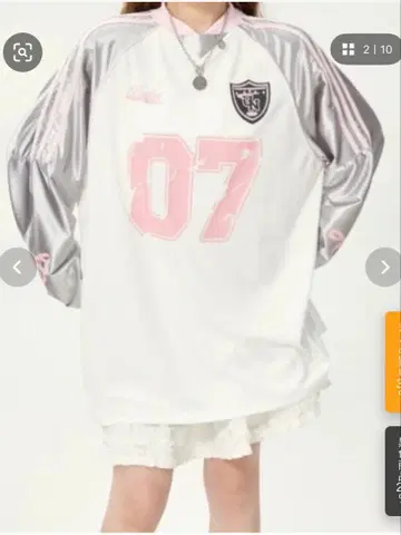 KsG 리본 프린트 유니폼 T셔츠