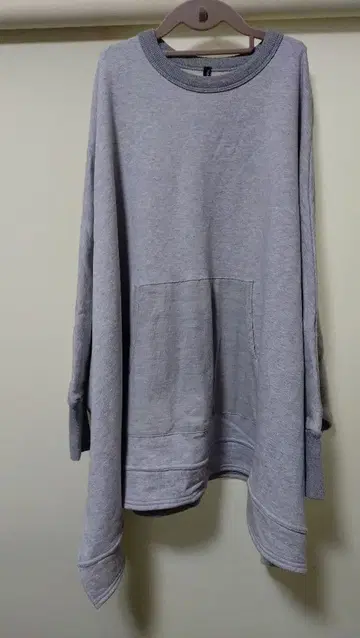 Ventblanc/벤트블랭크/맨투맨 판초/그레이