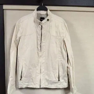 BOSS 아이보리 스탠드 카라 자켓