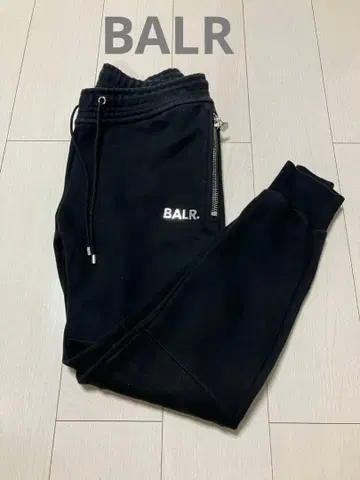 BALR 보우러 조거 팬츠 사이즈 M