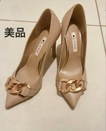 DIANA 베이지 스틸레토 하이힐