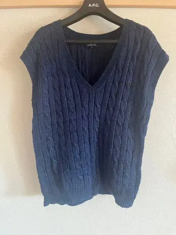A.P.C. 네이비 케이블 니트 베스트 M
