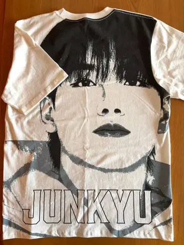 treasure 준규 wonderland 티셔츠 얼굴T