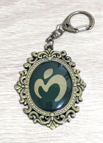 미세스 바벨탑 엠블럼 키링