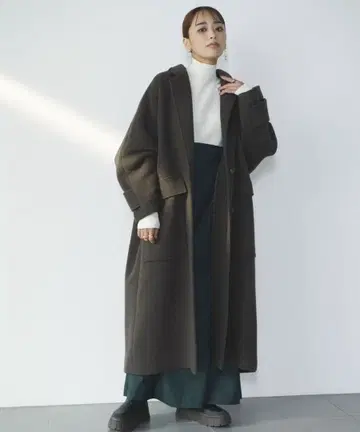 emmi atelier 리사이클 울 롱 코트