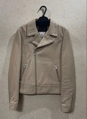 Spick & Span 베이지 가죽 라이더 자켓