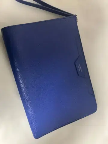 PELLE MORBIDA 파랑 클러치백