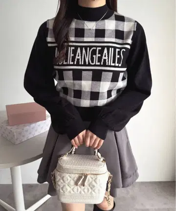 아프레 주르 깅엄 체크 로고 니트 [ ZOZOTOWN 한정판 아이템 ]