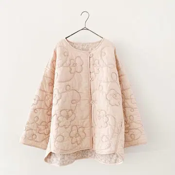 [ 완판템 ] 코드 자수 플라워 무늬 안감 퀼트 자켓 택 포함 미사용