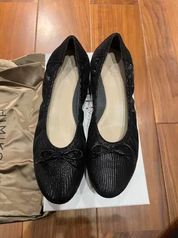 시착만  스니커즈 펌프스 25cm