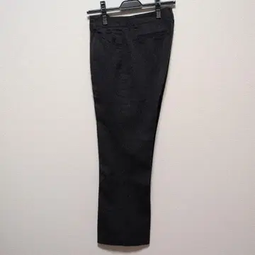 비쓰리 미사용에 가까운 울 스트레이트 팬츠 34