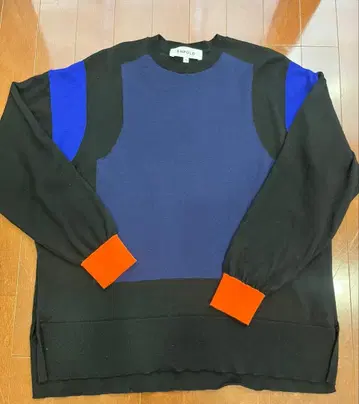 최종 가격 인하 엔폴드 패널 스웨터 블랙