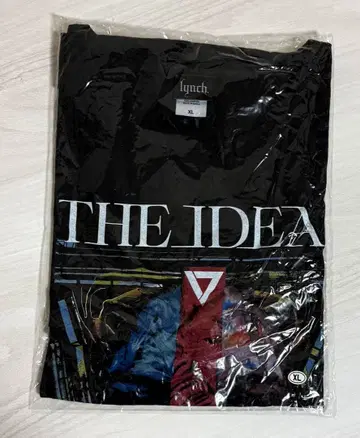 Lynch. 미개봉 새상품 17th THE IDEAL 티셔츠